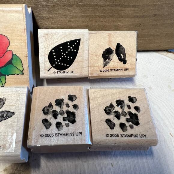 Rubber Stamps: Mixed Flower Lot - Picture 3 of 5